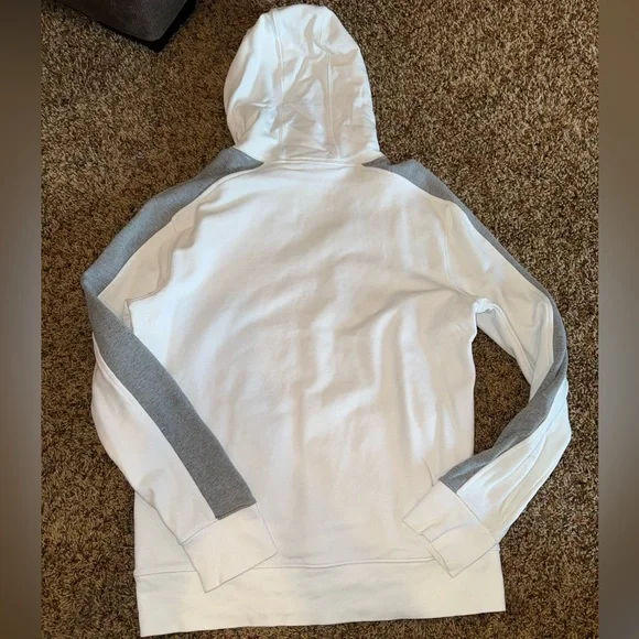 American eagle sweatshirt - Picture 2 of 3